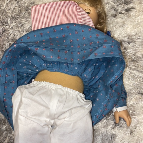 American Girl Retired Kirsten Doll - Picture 5 of 7